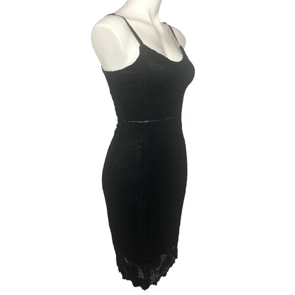 MiaoMiao Black Lace Overlay Pencil Dress - Size Medium - Picture 4 of 12